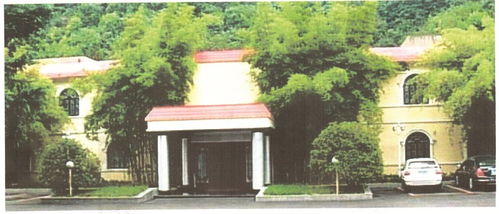 敢叫日月换新颜